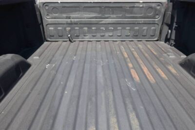 20-c-chevy-silverado-hd-white-69ft-short-truck-bed-F144085298 20-C Chevy Silverado HD White 6.9ft Short Truck Bed