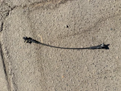 Chevy 2500 2020-2025 OEM Tailgate Support Cable Right 84699389 Chevy 2500 2020-2025 OEM Tailgate Support Cable Right 84699389