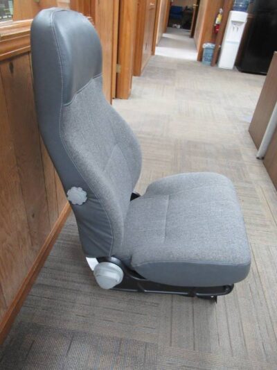 Isuzu High Back Box truck National Cloth Seat Manual base